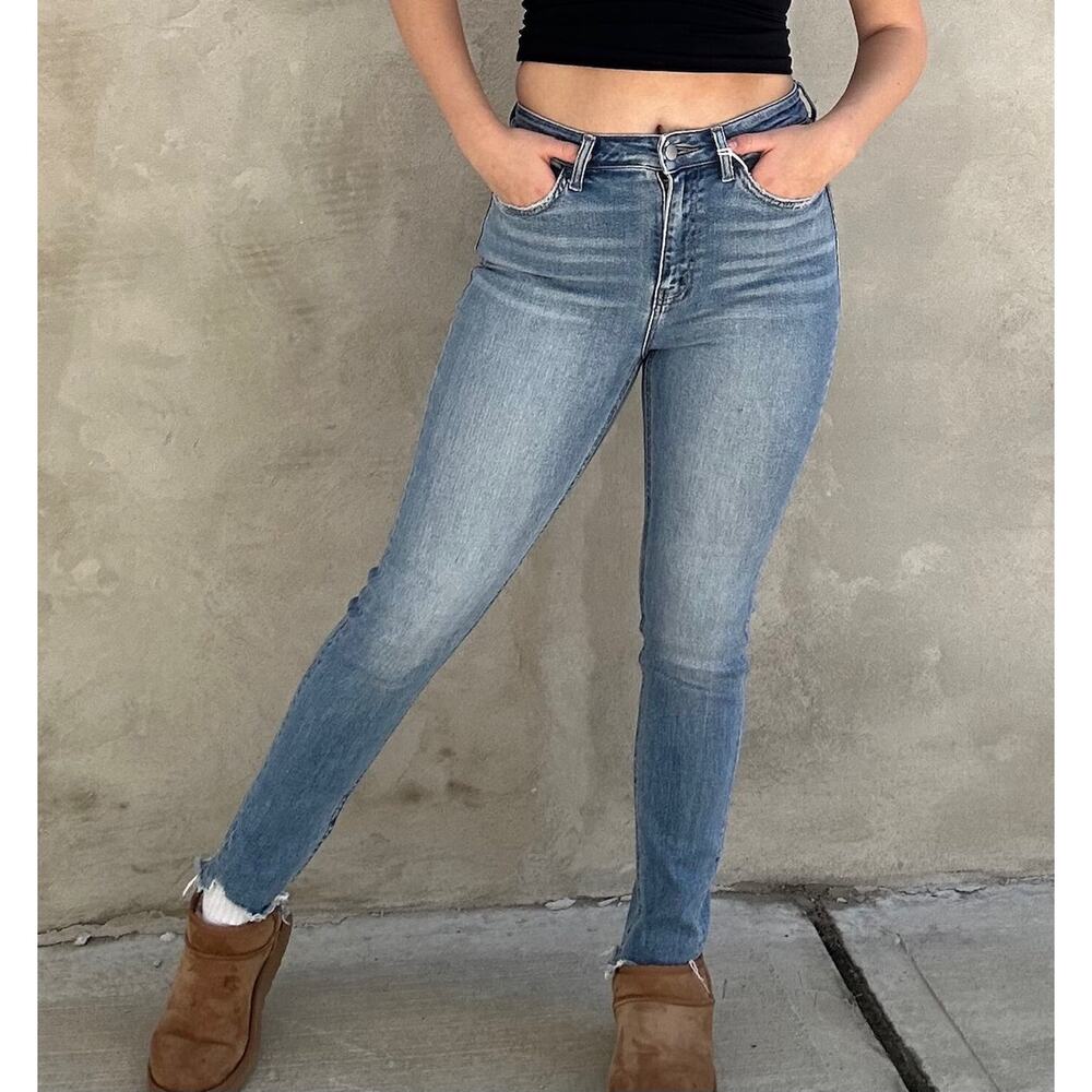 High Rise Crop Skinny Jean